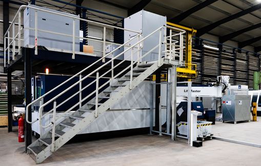 TruLaser 5030 Fiber + LiftMaster 8KW